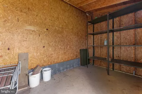8456 Emerald Ln, Marshall, VA 20115 photo 45