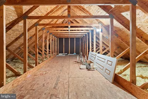 8456 Emerald Ln, Marshall, VA 20115 photo 29