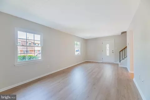 8595 Pellam Ct, Marshall, VA 20115 photo 14
