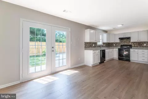 8595 Pellam Ct, Marshall, VA 20115 photo 20