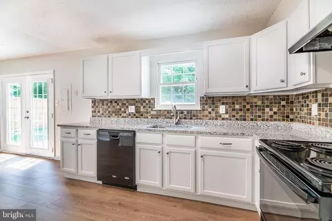 8595 Pellam Ct, Marshall, VA 20115 photo 26
