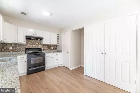 8595 Pellam Ct, Marshall, VA 20115 photo 23