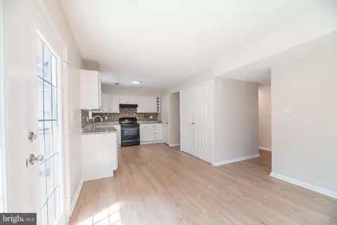 8595 Pellam Ct, Marshall, VA 20115 photo 18