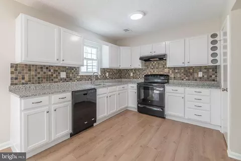 8595 Pellam Ct, Marshall, VA 20115 photo 22