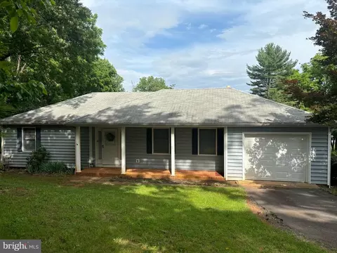 7373 Baldwin Ridge Rd, Warrenton, VA 20187