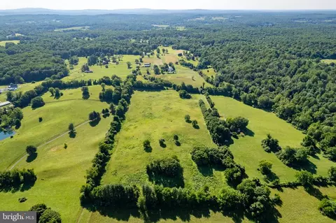 Cornwell Lane, Hume, VA photo 12