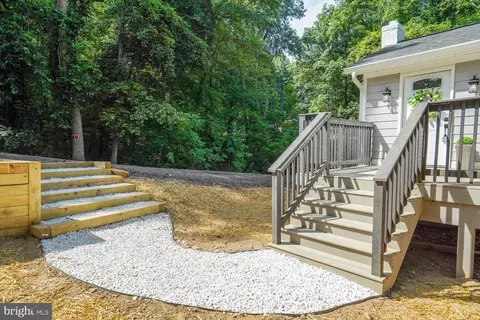 3826 Lea Rd, Delaplane, VA 20144