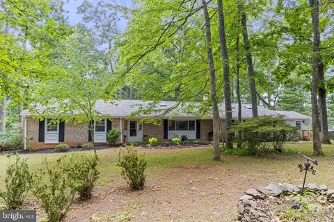 6358 Georgetown Rd, Broad Run, VA 20137 photo 3