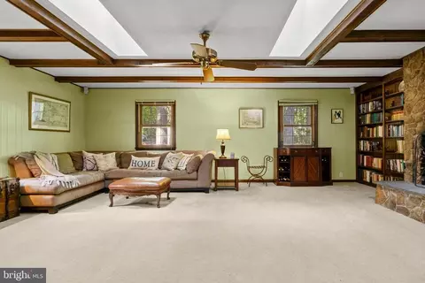 6358 Georgetown Rd, Broad Run, VA 20137 photo 23