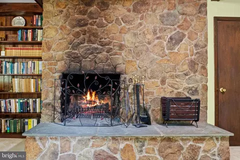 6358 Georgetown Rd, Broad Run, VA 20137 photo 22