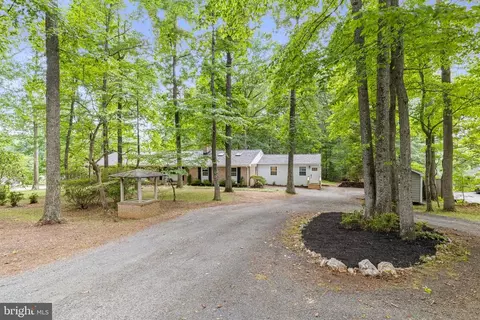 6358 Georgetown Rd, Broad Run, VA 20137 photo 5