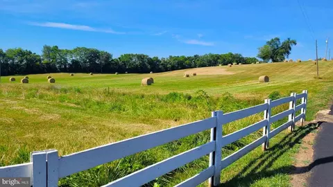 10628 Marsh Rd, Bealeton, VA 22712