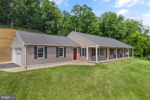12260 Moss Hollow Rd, Markham, VA 22643 photo 1