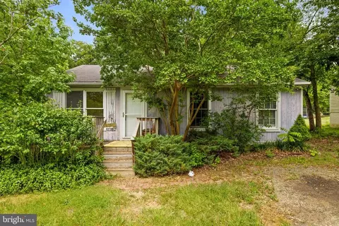 12281 Piney Ln, Remington, VA 22734