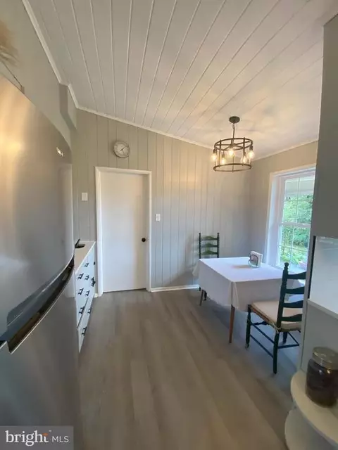 8459 Ashby Ave, Marshall, VA 20115 photo 29