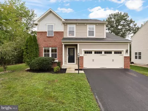 7279 Lake Willow Ct, Warrenton, VA 20187
