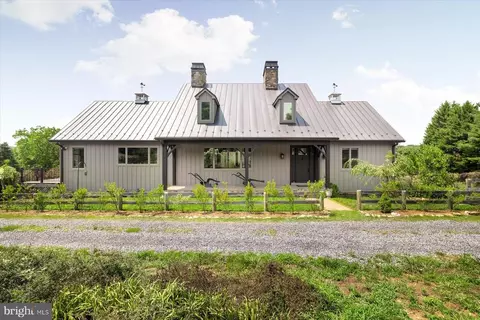 5770 Keyser Rd, Hume, VA 22639