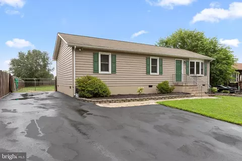 6658 Oak Shade Rd, Bealeton, VA 22712