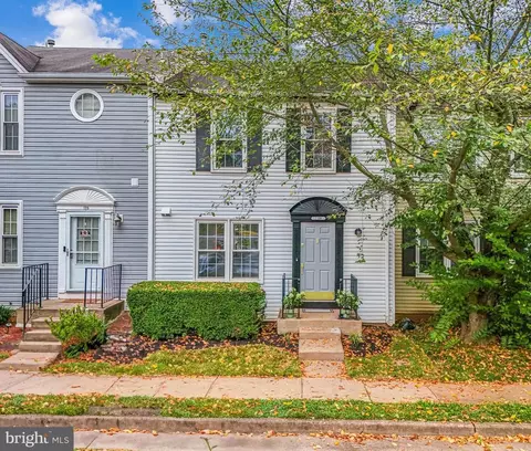 730 Acorn Ct, Warrenton, VA 20186