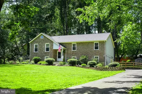 7312 Terranova Dr, Warrenton, VA 20187