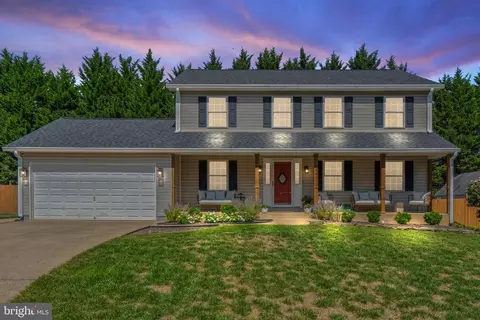 7589 Myers Ct, Warrenton, VA 20187