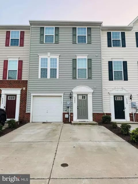 6207 Willow Pl, Bealeton, VA 22712