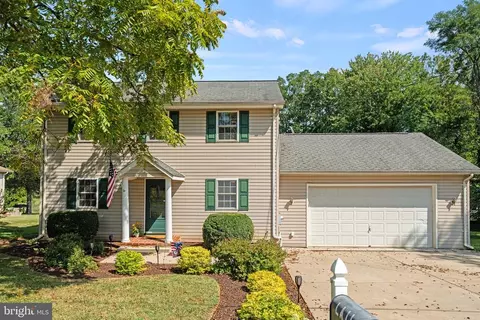 8177 Frytown Rd, Warrenton, VA 20187