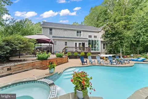 4433 Tuliptree Ln, Bealeton, VA 22712