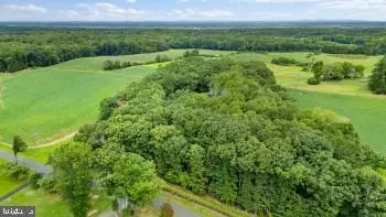2570 Courtney School Rd, Midland, VA 22728