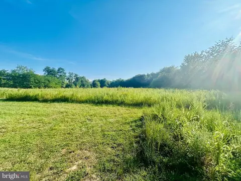 2 Stonefield Ln, Warrenton, VA