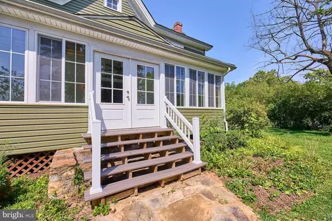 8184 E Main St E, Marshall, VA 20115 photo 5