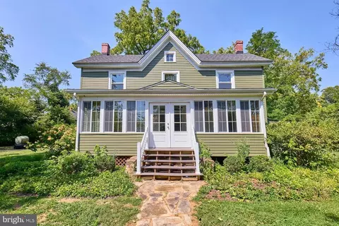 8184 E Main St E, Marshall, VA 20115 photo 4
