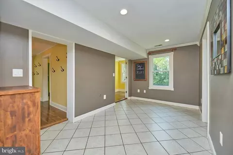 8184 E Main St E, Marshall, VA 20115 photo 23