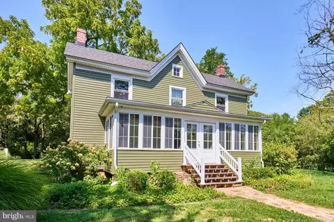 8184 E Main St E, Marshall, VA 20115 photo 3