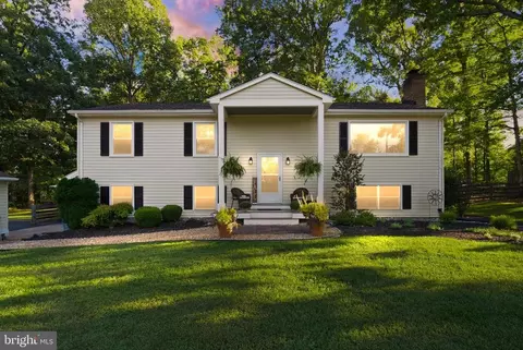 4341 Lake Brittle Rd, Warrenton, VA 20187
