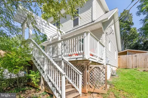 169 Gaines St, Warrenton, VA 20186
