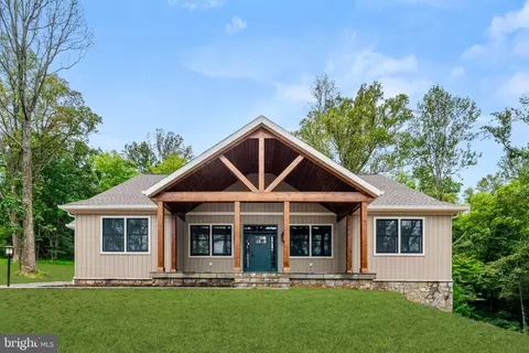5281 Hillside Dr, Warrenton, VA 20187