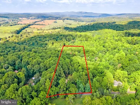 6420 Old Bust Head Rd, Broad Run, VA 20137 photo 46