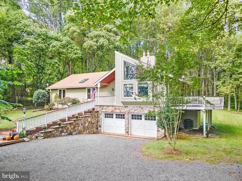 6420 Old Bust Head Rd, Broad Run, VA 20137