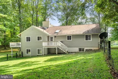 6420 Old Bust Head Rd, Broad Run, VA 20137 photo 8