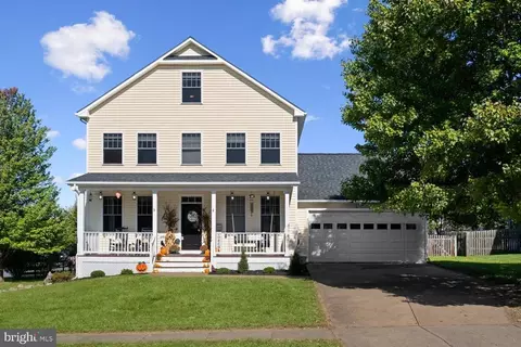 8400 Eldorado Dr, Marshall, VA 20115