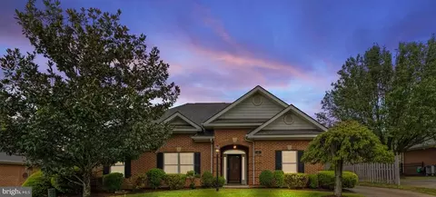 188 Brittany Ln, Warrenton, VA 20186