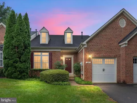 311 Amber Cir, Warrenton, VA 20186