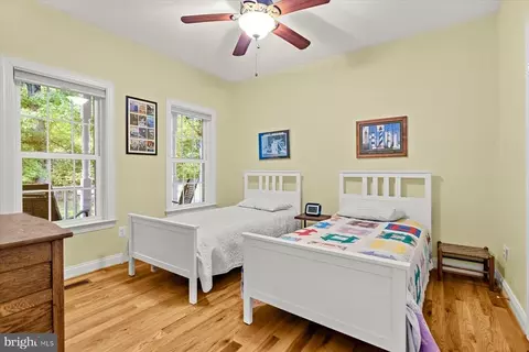 5885 Moore Rd, Marshall, VA 20115 photo 18