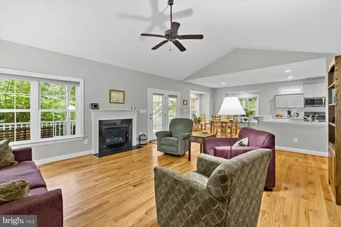 5885 Moore Rd, Marshall, VA 20115 photo 5