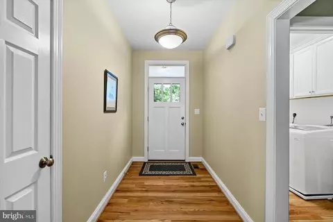 5885 Moore Rd, Marshall, VA 20115 photo 4