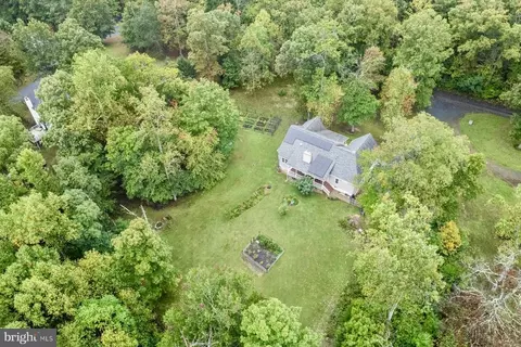 5885 Moore Rd, Marshall, VA 20115 photo 24