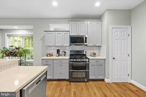 5885 Moore Rd, Marshall, VA 20115 photo 8