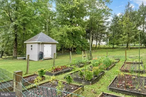 5885 Moore Rd, Marshall, VA 20115 photo 23