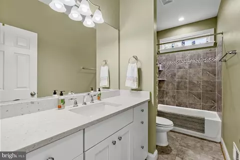 5885 Moore Rd, Marshall, VA 20115 photo 19